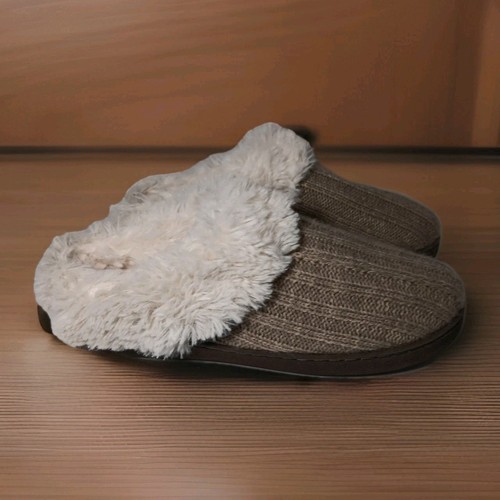 Muk Luks Women’s Small 5-6 Faux Fur Lined Knit Brown House Slippers - Picture 5 of 8