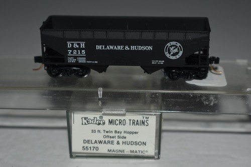 Tolva de bahía doble Kadee 55170 Delaware & Hudson escala N 7215 C44661 | Zustand: Used