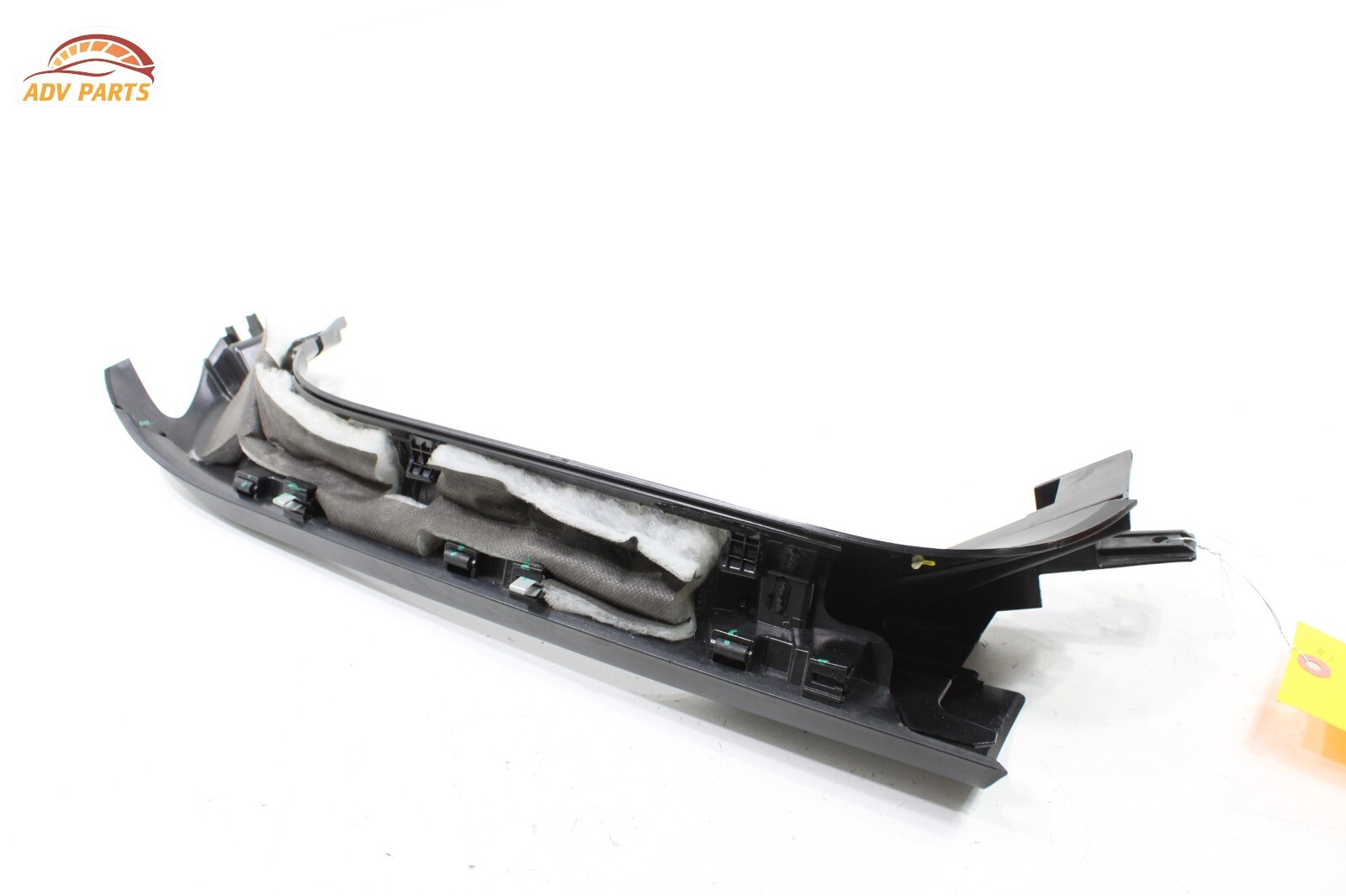 2017 - 2020 BENTLEY BENTAYGA TAILGATE LIFTGATE LEFT SIDE TRIM COVER PANEL OEM