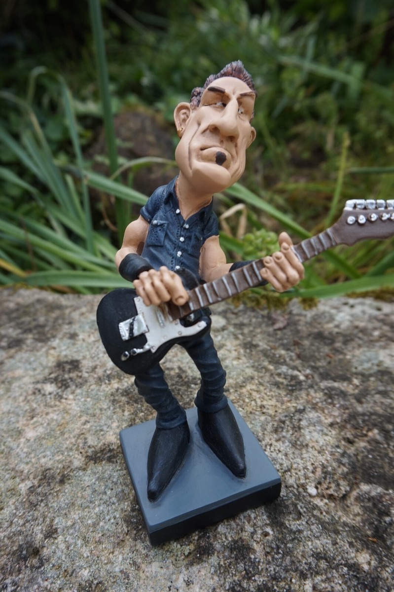 VOGLER Joh. Vogler GmbH Funny Life Popstar Paul, van de beroemdste popband ter wereld, van kunststeen, handbeschilderd, collectie Warren Stratford