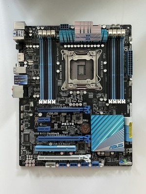 ASUS P9X79 WS Mainboard Intel X79 Sockel LGA 2011 DDR3 inkl. I/O-Blende