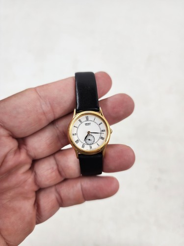 Seiko 2K02-0039 26mm White Dial Gold Tone Small Seconds Round Ladies Watch - Picture 4 of 15