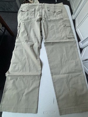 New Men s Essential Cargo Pants with Pockets