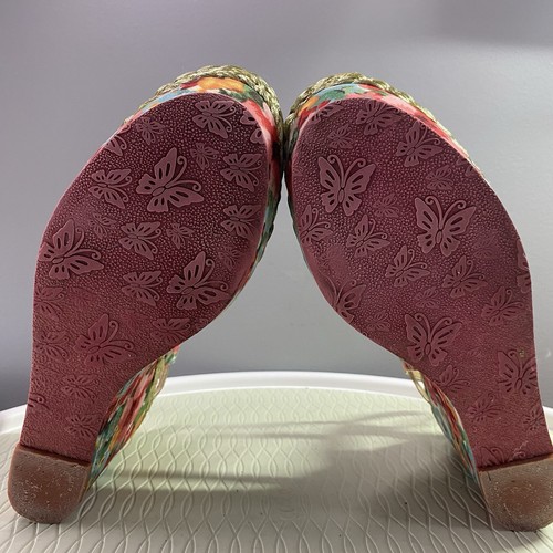 Poetic Licence Sz. 8.5 Arm Candy floral Flower gold Platform Wedge Sandals Heels - Picture 8 of 9