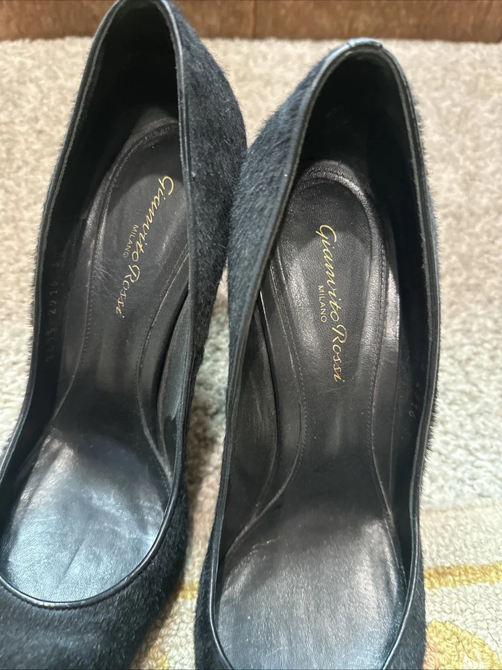 Bomba Gianvito Rossi cabelo de pônei preto 39 - Imagem 2 de 4