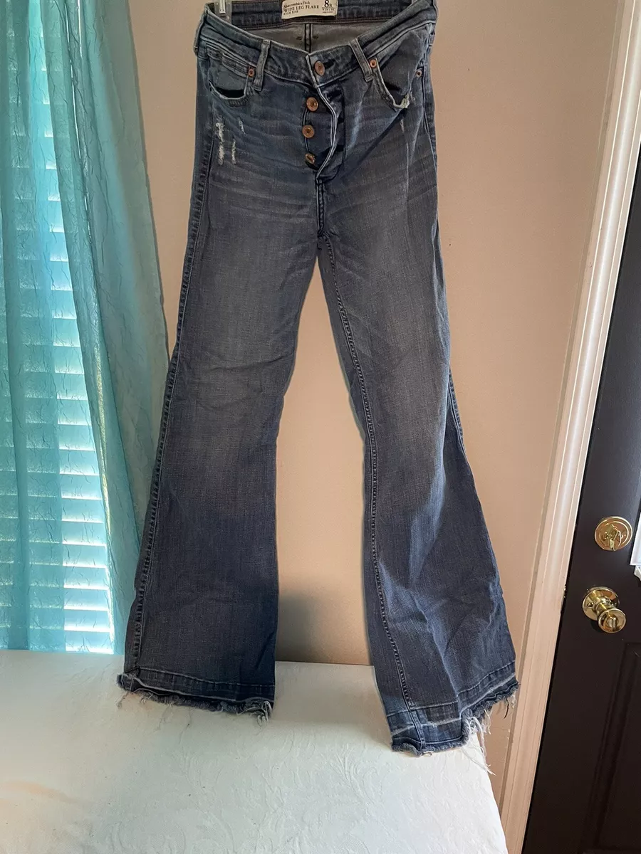 ABERCROMBIE & FITCH Women's High-Rise Wide Leg Flare Jean Size 8R  Distressed