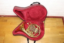 Besson BE-602 3/4 Size Single F French Horn (Key of F)