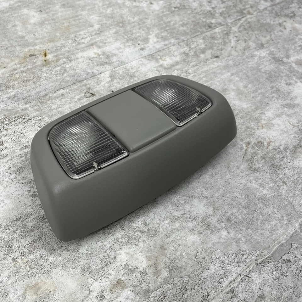 Nissan Xterra Frontier 2002-2004 domo delantero luz mapa gris claro Foto 3 de 4
