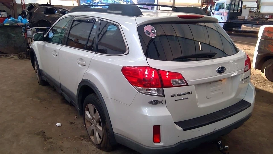 Engine 2.5L Automatic With CVT California Emissions Fits 10-11 LEGACY 6822406 - Image 4 of 4