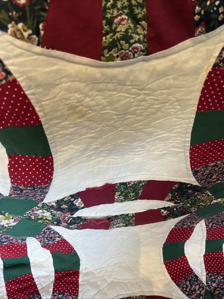 Anillo de boda doble reina edredón verde perenne y borgoña—un lugar ver fotos. 65x80 Foto 2 de 4