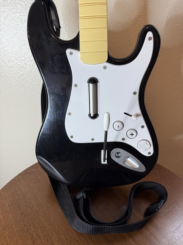 Wii Rock Band Harmonix 19091 Wireless Guitar - Black - Picture 2 of 5