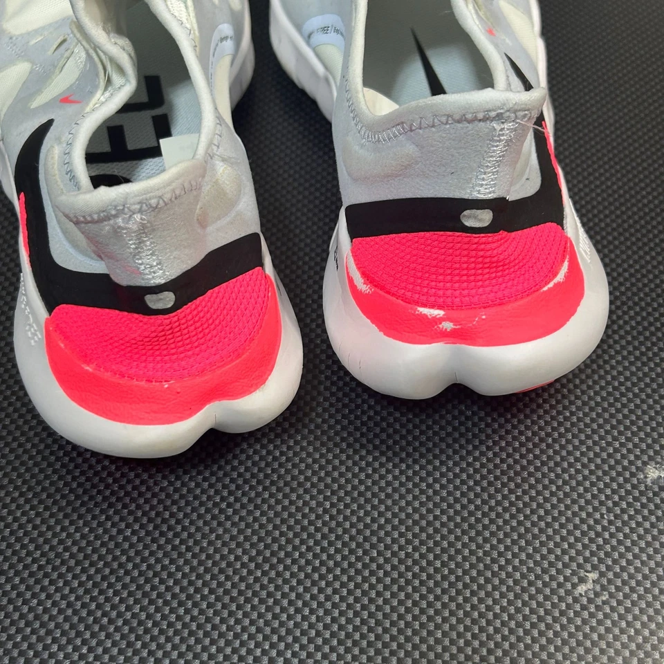 Nike Free RN Zapatos Mujer 9 Blanco Gris Claro Rosa Tenis para Correr Parte Superior Baja Foto 4 de 4