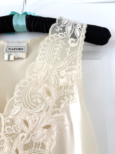Vintage 90s NATORI Satin appliqués Long Nightgown Slip Dress Size S - Picture 5 of 10