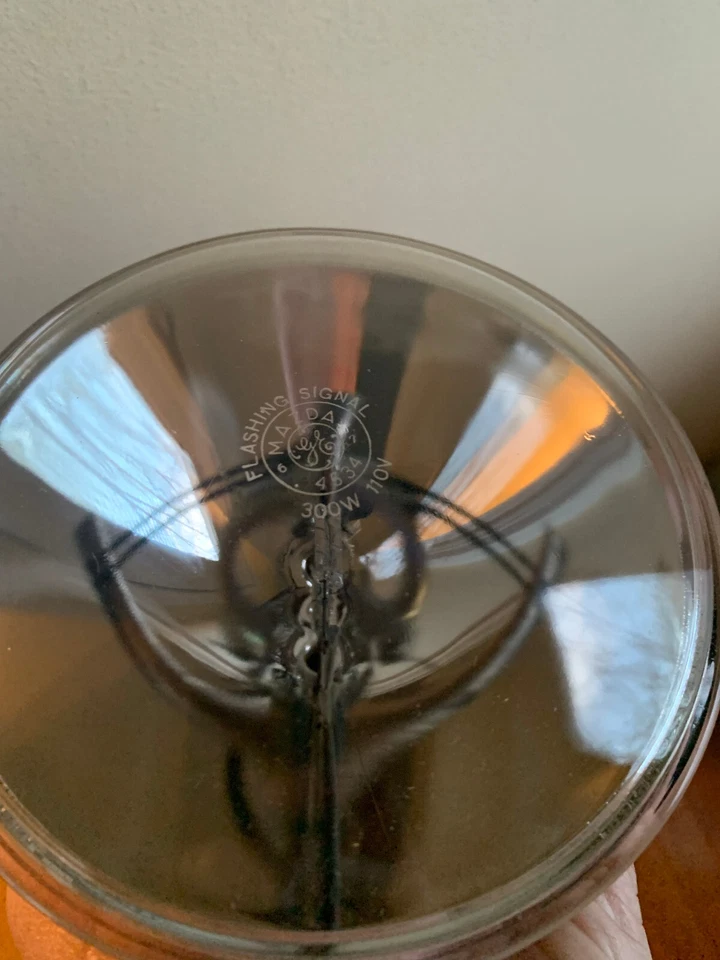 General Electric Mazda 4534 Señal Intermitente 300W 110V PAR 46 Foto 4 de 4