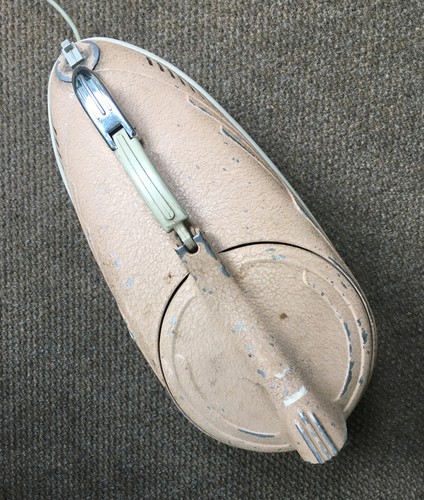 Vintage 1950’s IEC C7 COMPACT House Sweeper Mid Century Modern~Art Deco Design - Picture 2 of 11