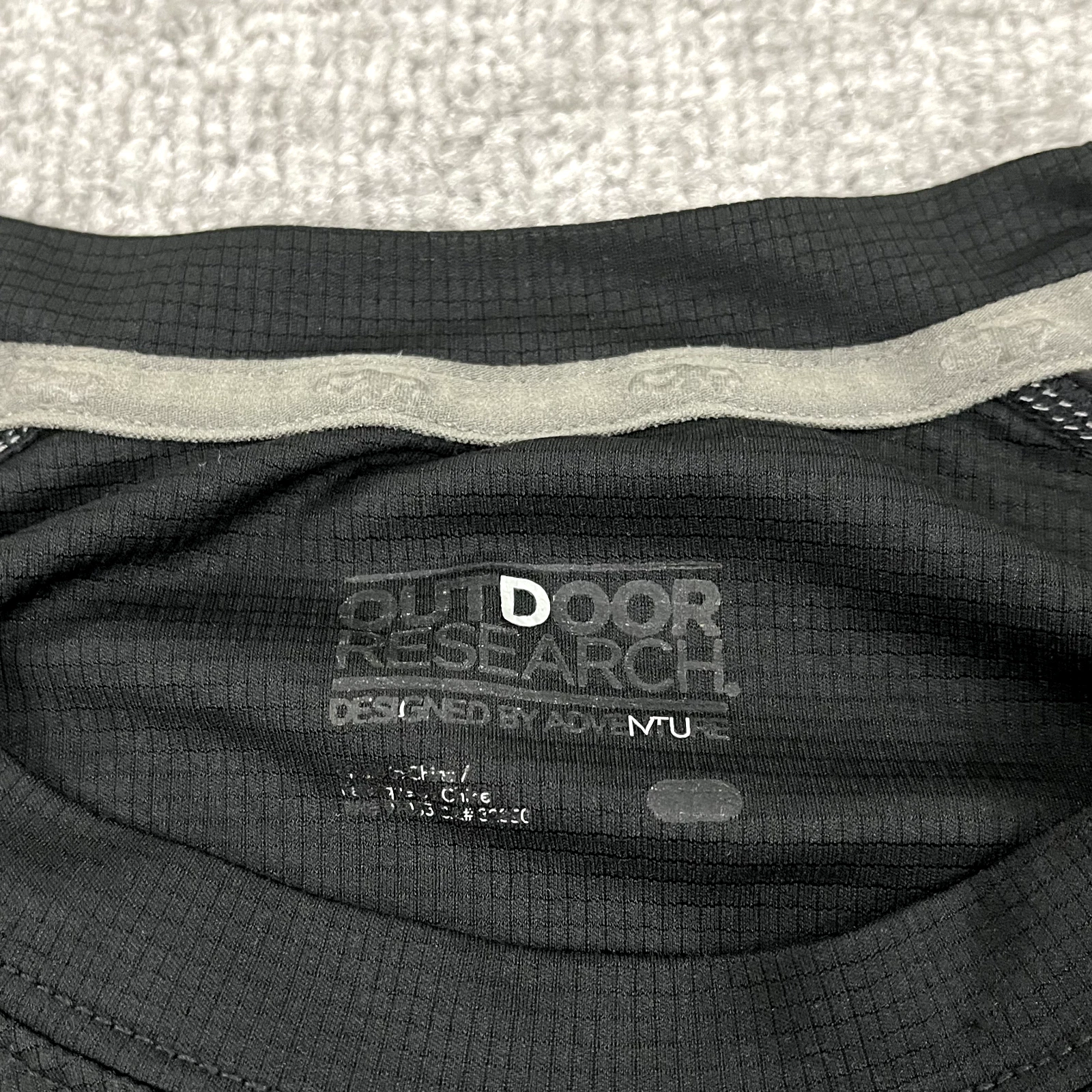 outdoor-research hiking trail athletic mecho duo tee shirt
