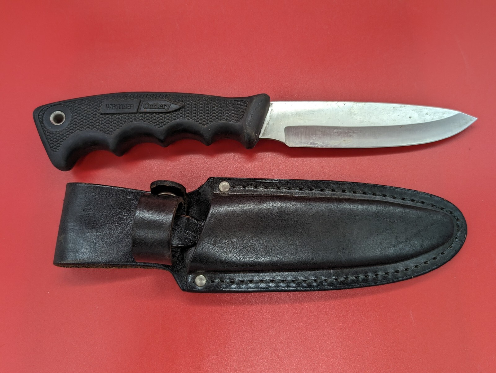 VINTAGE '90S WESTERN USA R16 HUNTING SKINNING SURVIVAL BOWIE KNIFE