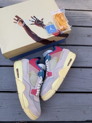 Size 10 - Union x Nike Air Jordan 4 Guava