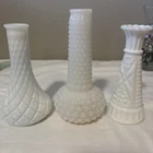 Vintage Hobnail Milk Glass Bud Vase 6.5” USA Cottage Core MCM White EUC Flowers