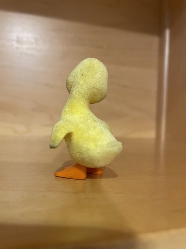 1990's Hong Kong ENESCO Miniature 2-3" Flocked Ducklings - Picture 3 of 8