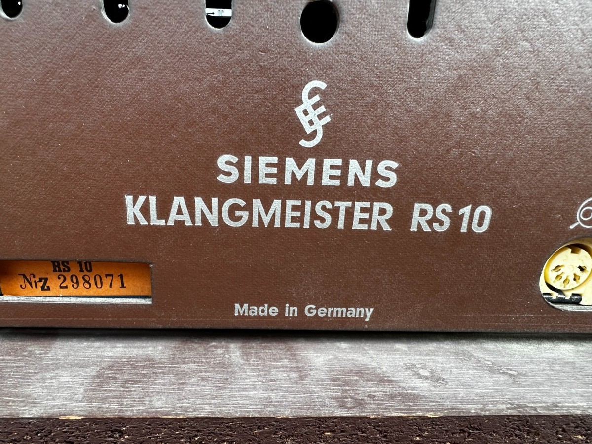german made Siemens Klangmeister RS10 radio danish design Panton