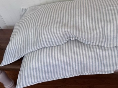 NWOT King Size 100% French Flax linen Pillowcases ( Set Of 2) Silver Mint Strips