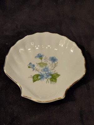 Vintage Shell Trinket Dish Blue Flowers Porcelain 4''