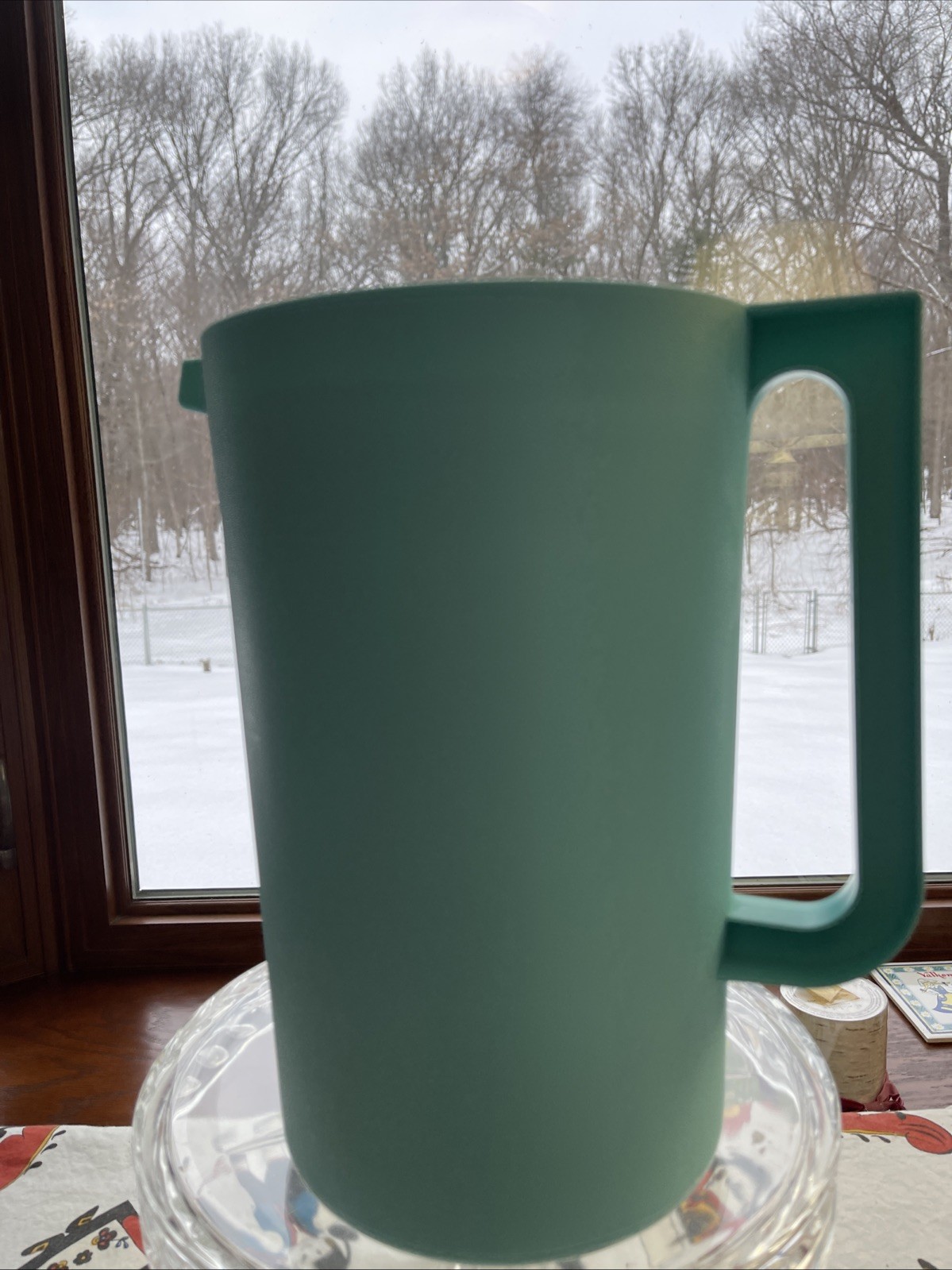 New One Gallon Tupperware Pitcher 