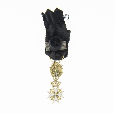 Beautiful Order of Malta Commander Medal in Gold and Enamel. With his ribbon
