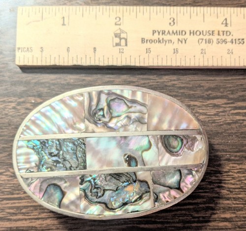 Vintage Mother of Pearl Abalone Shell Mosaic Inlay Mexico Hippie Belt Buckle - Picture 3 of 3
