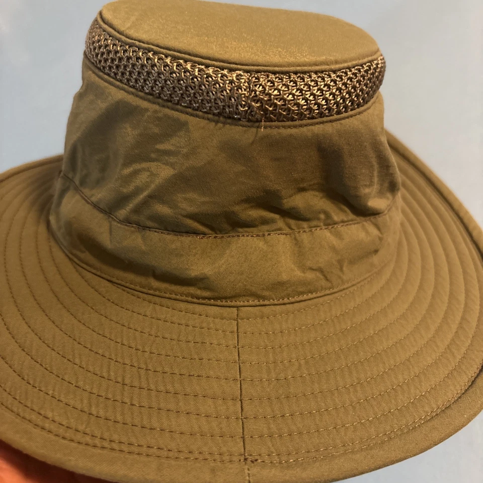 Tilley Airflo LTM5 Hat, Size 7-1/8, Olive Green, Great Condition - Image 3 of 4
