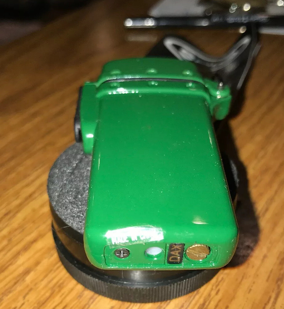 VINTAGE SOLO TORCH GREEN LIGHTER STORM WP3/G THE LIGHTER COMPANY NIP