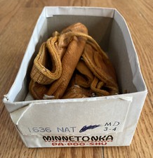 VINTAGE MINNETONKA BABY SIZE MEDIUM 3-4 PA-POO-SHU DEER LEATHER MOCCASINS