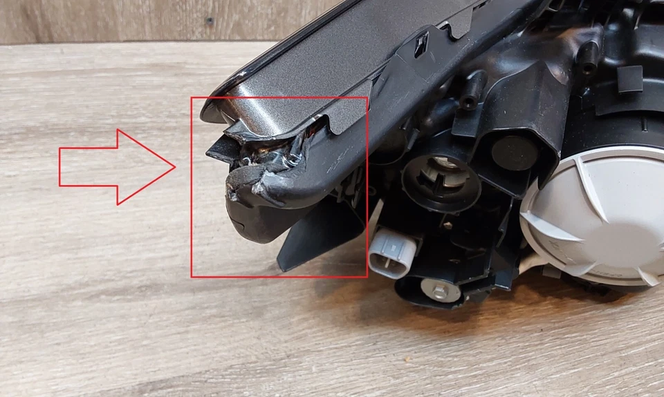 Faro HID de xenón lado del conductor Lexus ES350 ES300h 2013-2015 montaje OEM Foto 4 de 4