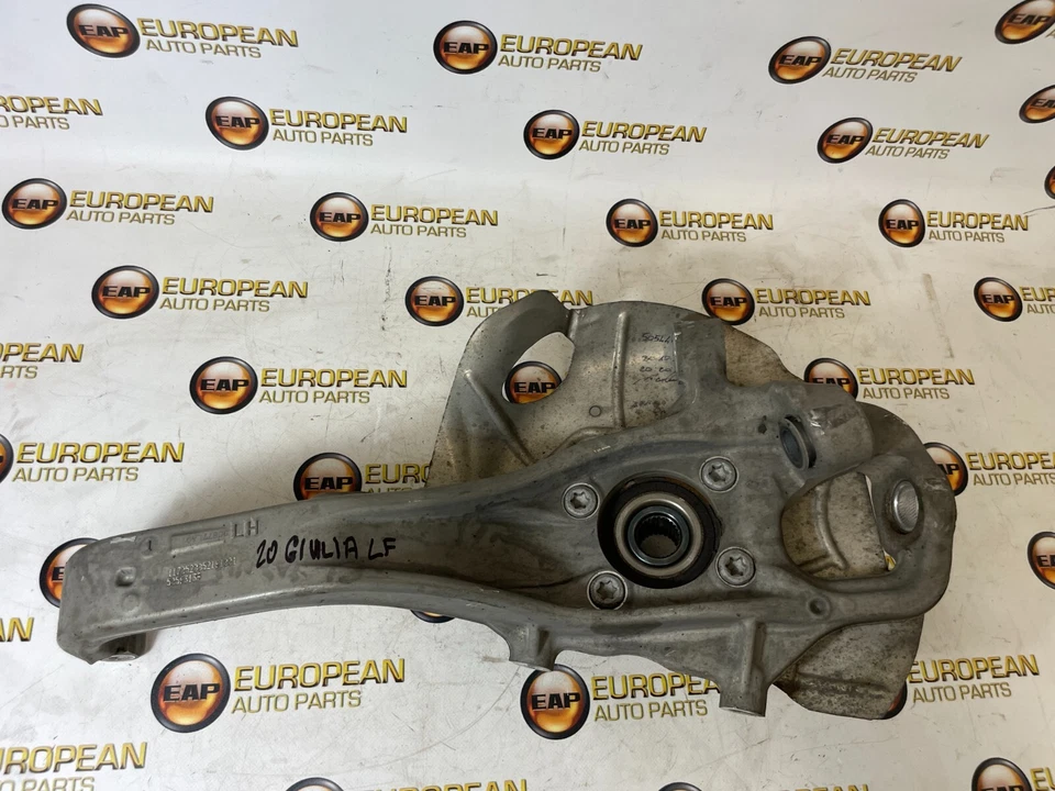 2020 Alfa Romeo Giulia Front LEFT DRIVER Spindle Knuckle Hub AWD Foto 4 de 4