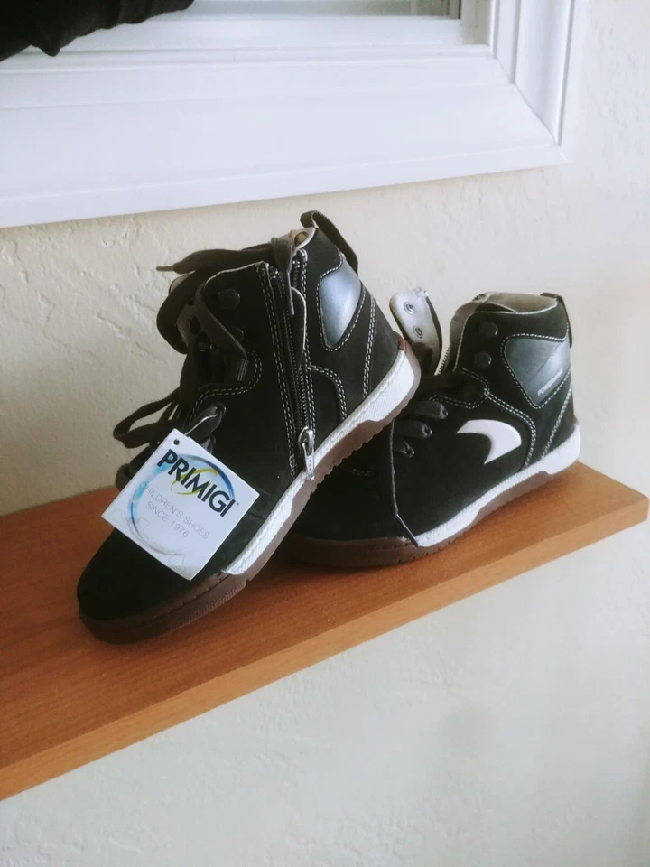 Boys Hi-Top Sneakers Shoes By PRIMIGI black Bungee Lace Kids Size US 13 (32) NEW - Image 2 of 4