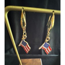 Americana USA Flag Dangle Earrings Patriotic Red White Blue E232