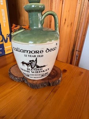 Tullamore Dew Irish Whiskey Keramikflasche ca. 18cm hoch