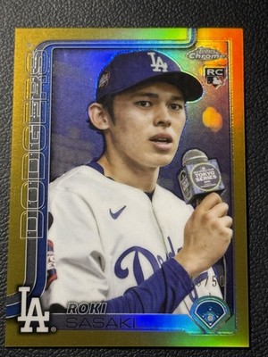 2025 Topps Chrome Update Roki Sasaki GOLD REFRACTOR VARIATION /50 Dodgers SP 
