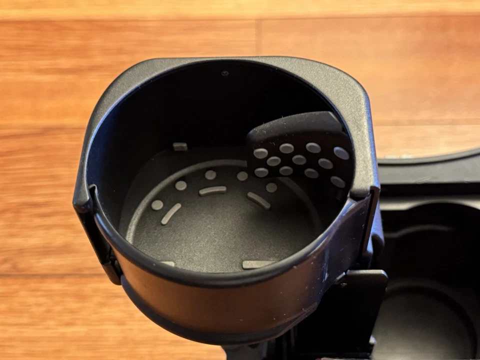 OEM 2003-2006 Mercedes-Benz E350 E500 E55 Centro Plegable Pop Out Portavasos Borde Foto 3 de 4