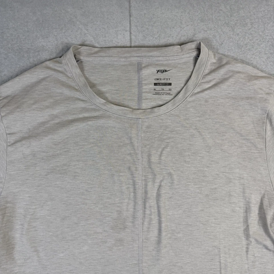 Nike Yoga T-Shirt Mens XL Gray Dri-FIT Slim Fit Training Workout Soft - Image 2 of 4