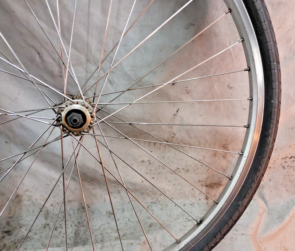 Roue Arrière Vélo Shimano Challenger Pro M-30 23 Pouces - FH-MC18 - Occasion
