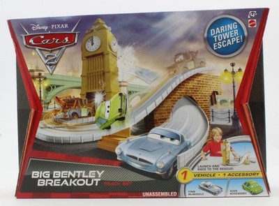Mattel - Disney Pixar Cars 2 Big Bentley Breakout Track Set - 2010