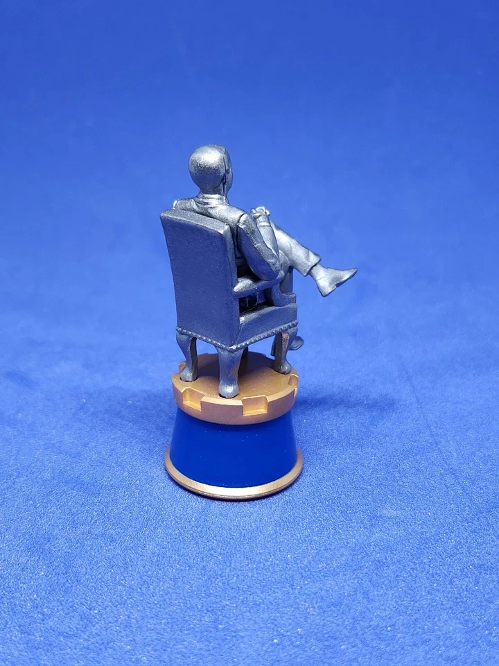 Mini estatuilla de Joe Biden de 3 pulgadas con recuerdos del presidente demócrata Foto 3 de 4