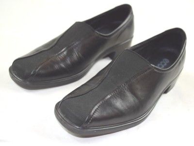 Ecco Women's US 5.5  Light Black Leather Bicycle Toe Slip-On Wedge Loafer EU 37