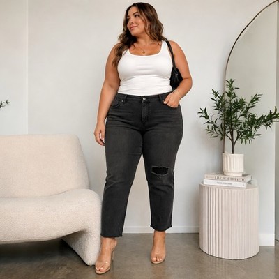 Sofia Jeans by Sofia Vergara Black Distressed Curvy Girlfriend Jeans Size 18 NWT