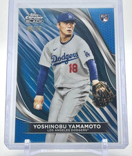 Used Yoshinobu Yamamoto Rookie Card 75/75 Blue Refractor Topps Chrome Black MLB
