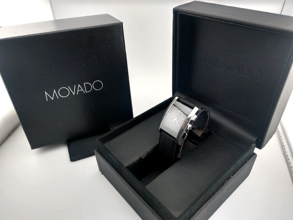 Movado Eliro cronógrafo masculino aço inoxidável com pulseira de couro modelo #84.H1.1461 - Imagem 2 de 4