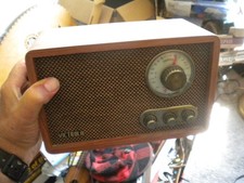 Victrola Retro Wood Bluetooth Radio with Built-in Speaker,Elegant am/ fm /bt