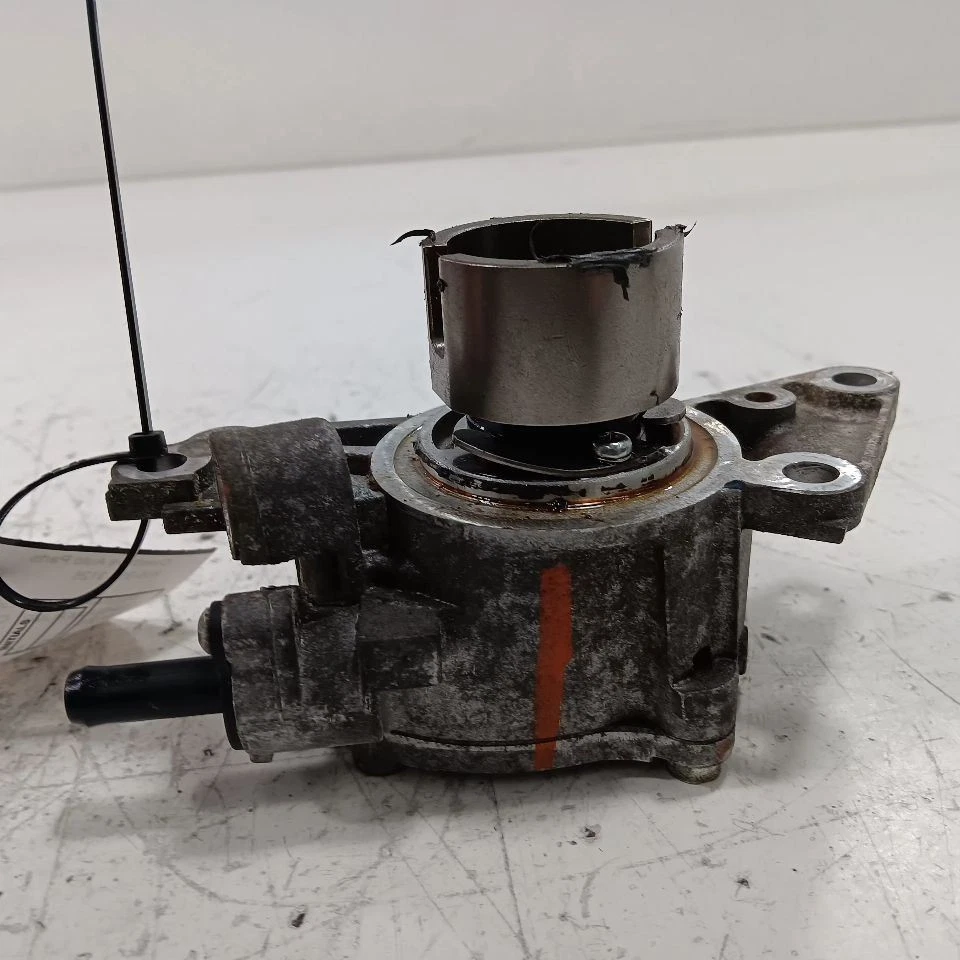 Bomba de vacío Subaru Legacy 2,5L 2020 2021 2022 2023 2024 Foto 3 de 4
